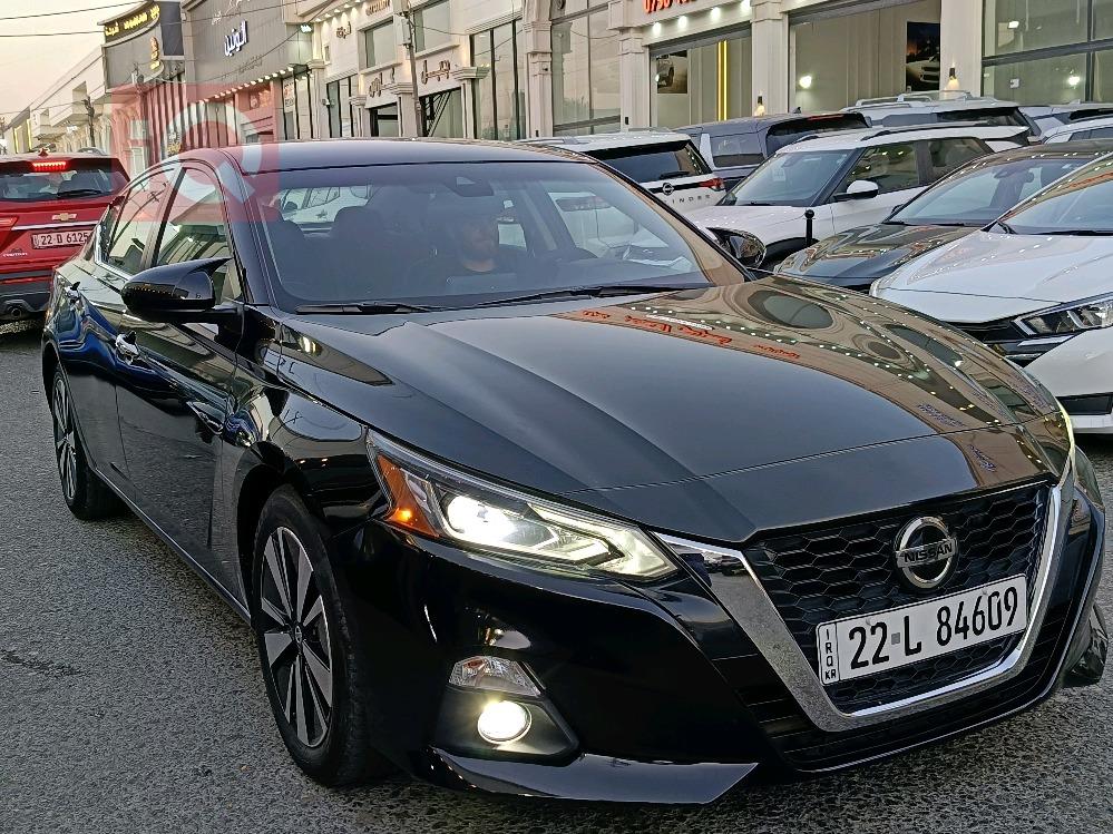 نیسان ئەلتیما